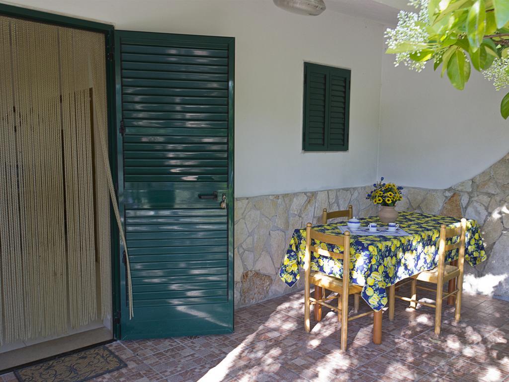 Camping Village Degli Ulivi Mattinata Bilik gambar