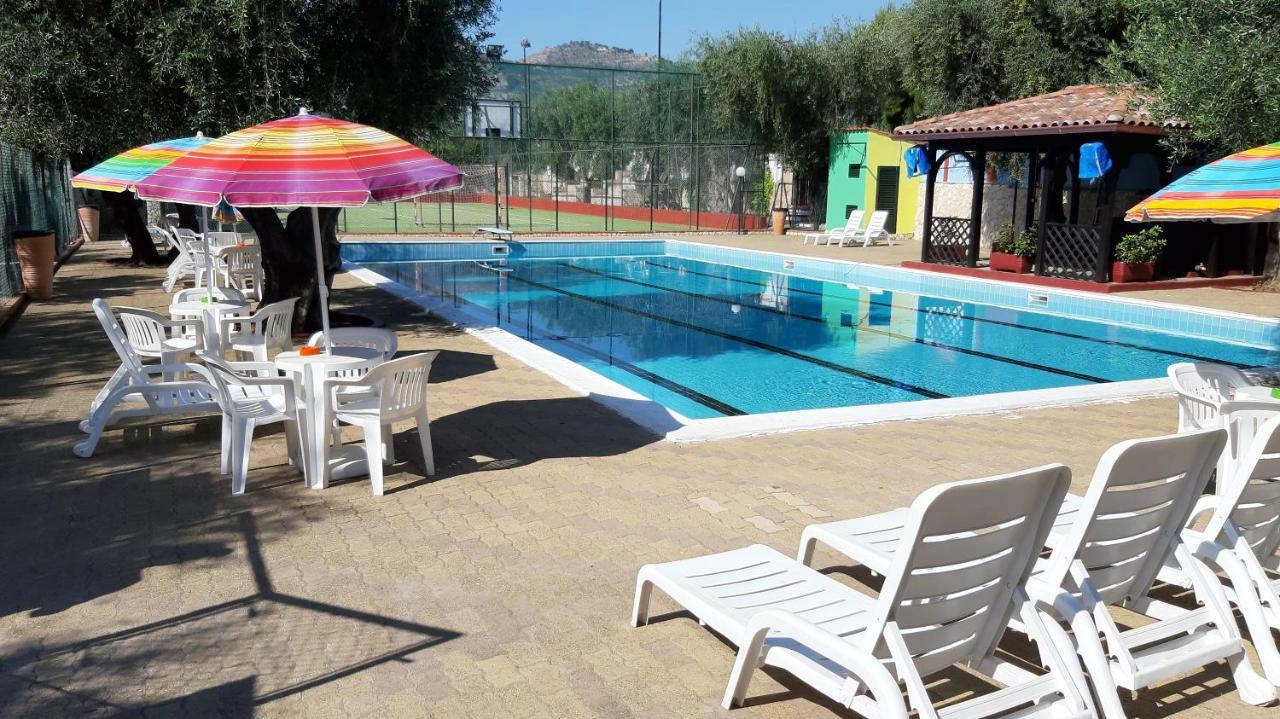 Camping Village Degli Ulivi Mattinata Luaran gambar